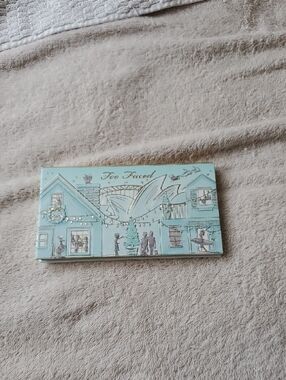 Too Faced Christmas In Sydney Palette